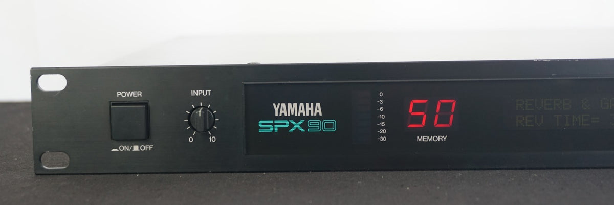 Yamaha SPX90 Professional Programmable Multi Effects Processor 1U