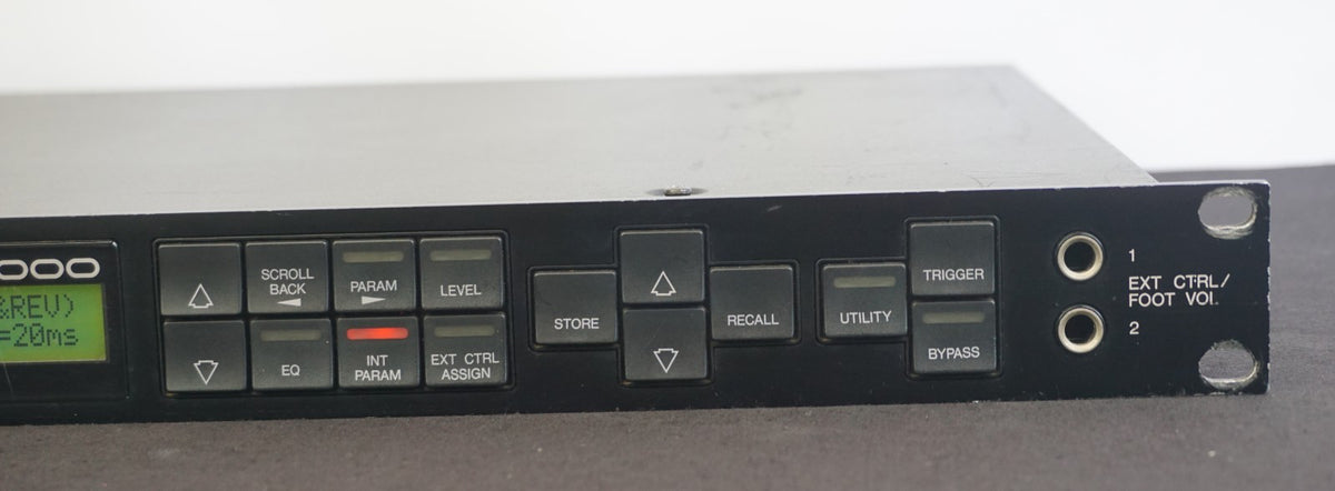 Yamaha SPX1000 Professional Programmable Multi Effects Processor