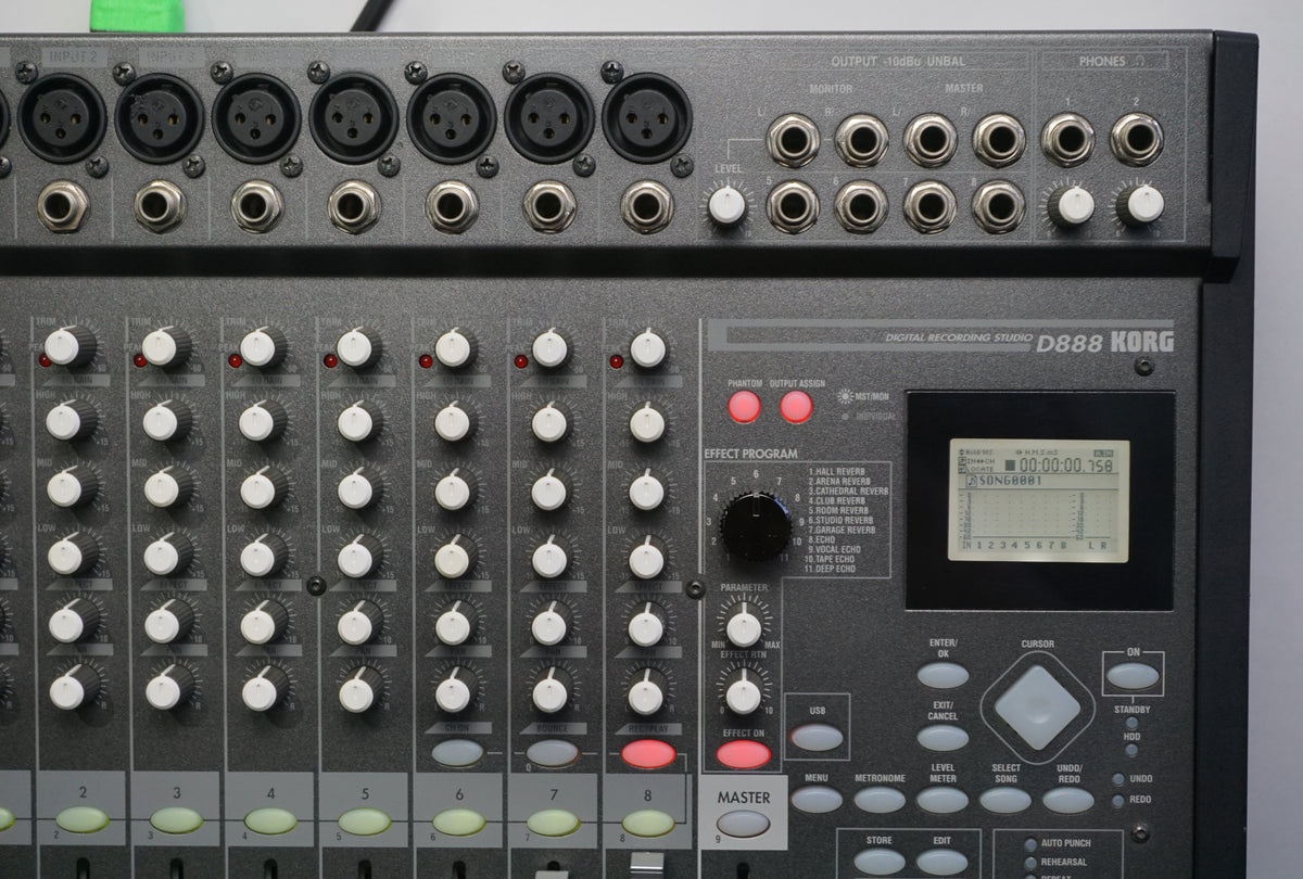 KORG D888 8-Track Digital Recording Studio - Multi Track