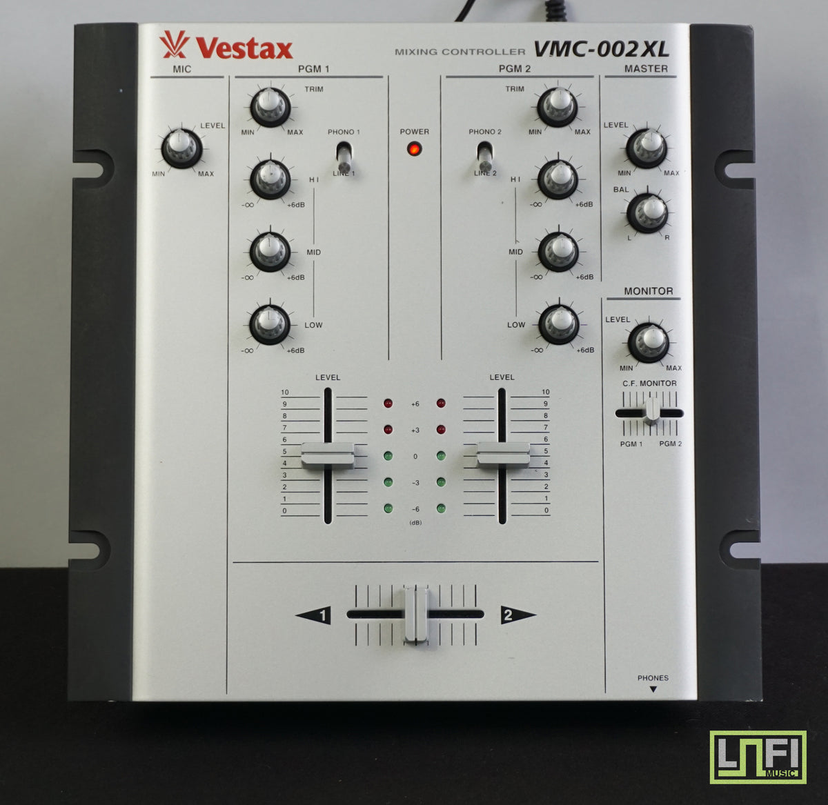 Vestax VMC-002XL DJミキサー Amazon | VESTAX DJミキサー VMC-002XL | DJミキサー | 楽器
