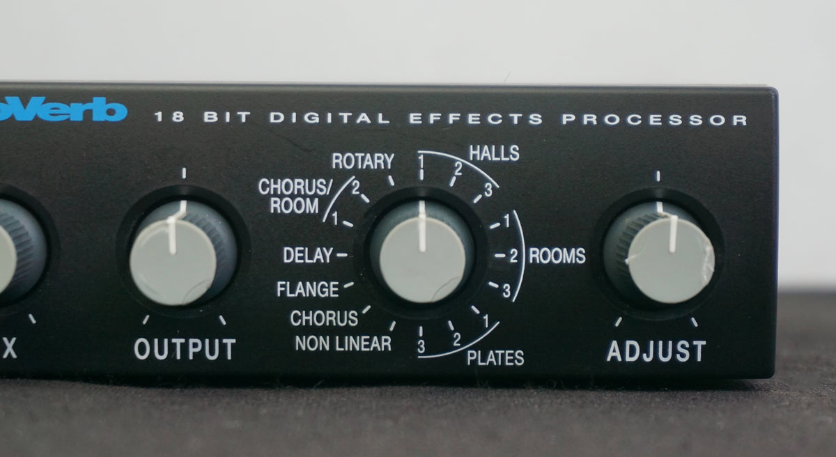 Alesis Nanoverb 18 Bit Digital Effects Processor - 90's Mini