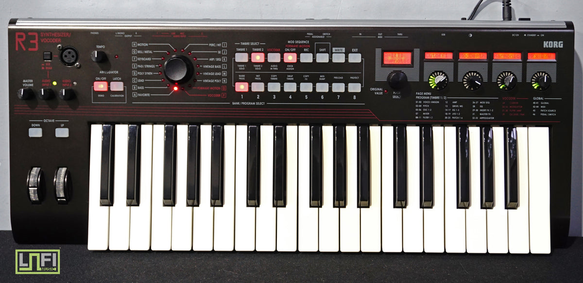 Korg r3 outlet synthesizer