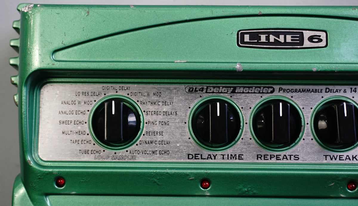 green loop pedal Line 6 DL4 Delay Modeler and Looper Programmable Green Electric Guitar – LOFI Music
