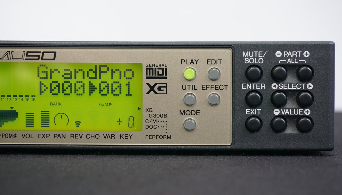 Yamaha MU50 MIDI Tone Generator 90's 1/2U Sound Module Rompler