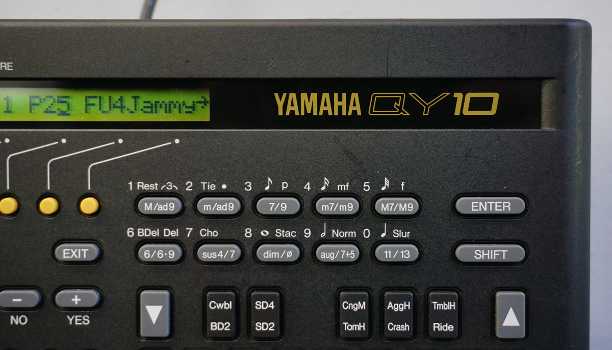 Yamaha QY10 90's Mini Portable Synthesiser & Sequencer