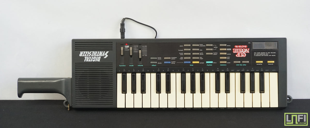 カップヌードル　シンセサイザー CASIO カップヌードル シンセサイザー CASIO NISSIN Cup Noodle C-16 CASIO