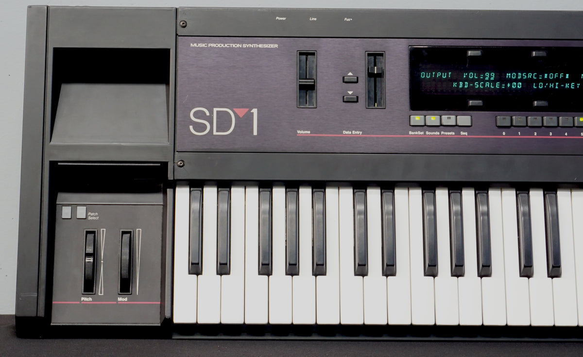 ENSONIQ SD-1 シンセサイザー - 鍵盤楽器