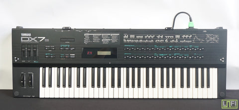 Yamaha DX7S Digital Polyphonic 80s FM Synthesiser  - 240V - image 1
