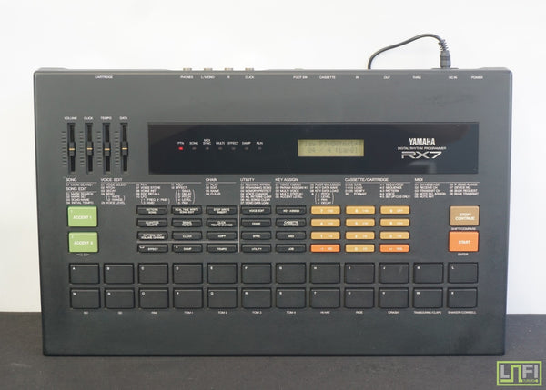YAMAHA RX-7 ビンテージリズムマシン Yamaha RX7 Vintage Programmable Digital Drum Rhythm Machine