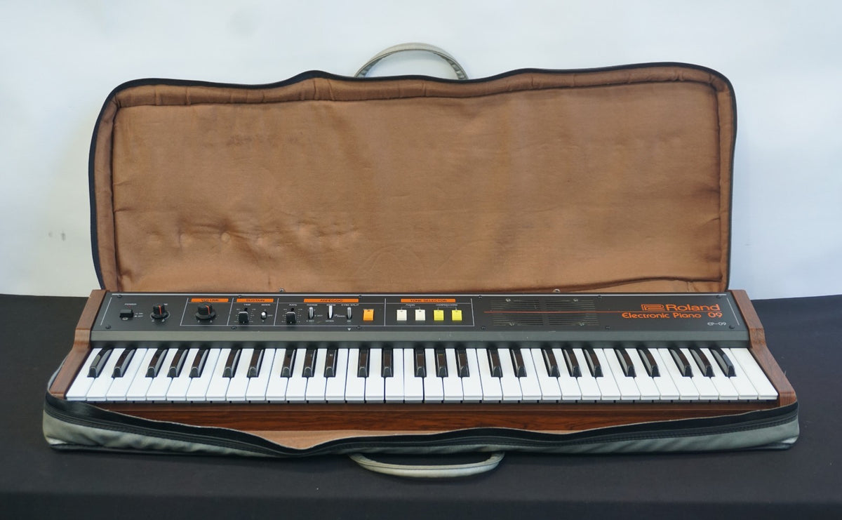 Roland EP-09 Vintage Electronic Piano With Preset Sounds & Arp