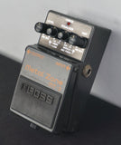 Boss MT-2 Metal Zone Black Distortion Electric Guitar Effects Pedal - 1998 - MIT - image 4