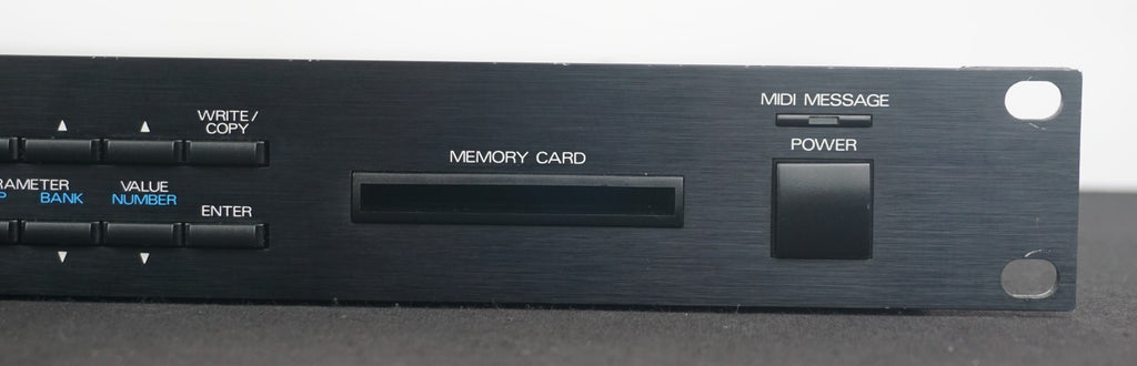 Roland D-110 80's MIDI Multi Timbral Sound Module 1U Rack