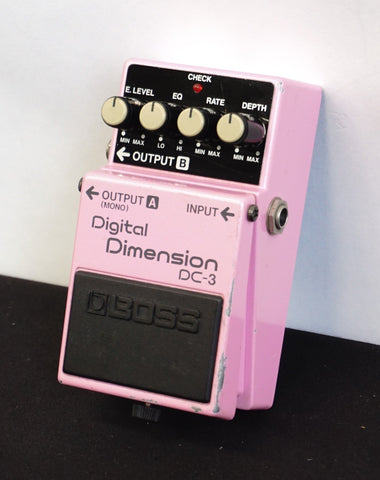 dimension d pedal Boss DC-3 Digital Space-D Chorus Pink Electric Guitar Pedal