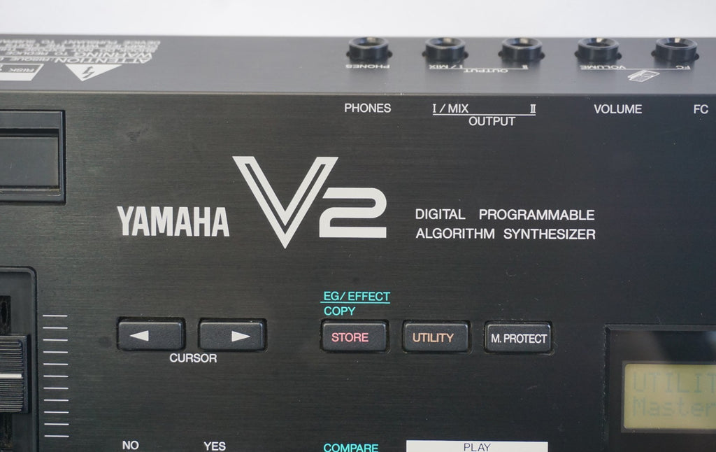 Yamaha V2 (DX11) Polyphonic Vintage 80's Digital FM Synthesiser