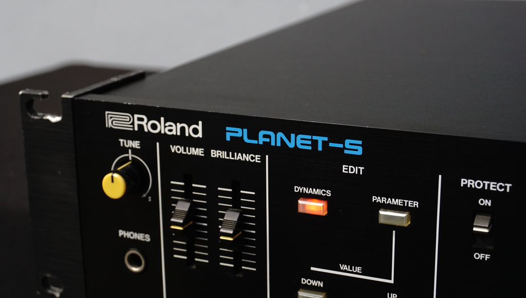 Roland MKS-30 Planet-S 80's Polyphonic Synthesiser 2U Rack Mount 240V ...