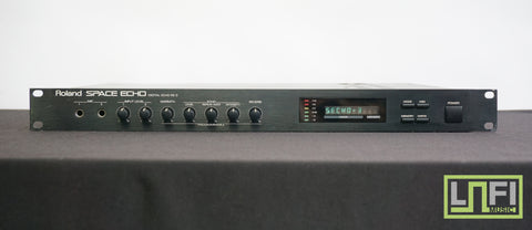 Roland RE-3 Space Echo / Digital Echo 1U Rack Mount Effects Unit - 100V