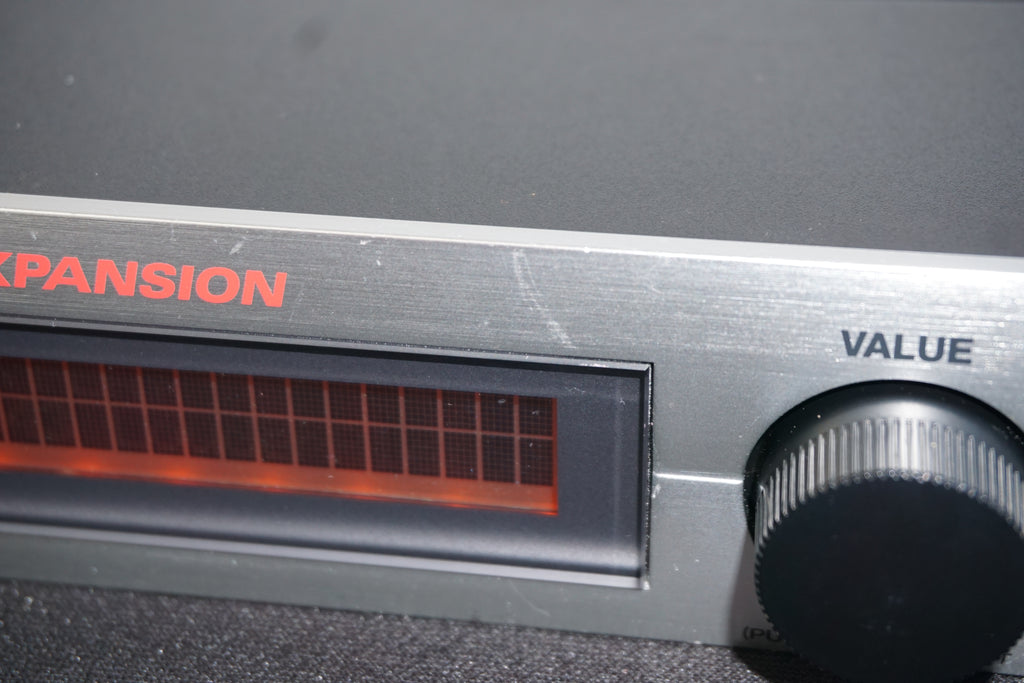 Roland XV-5050（1uサイズMIDI音源） Roland XV-5050 Synthesiser Sound Module 1U Rack Mount Synth w