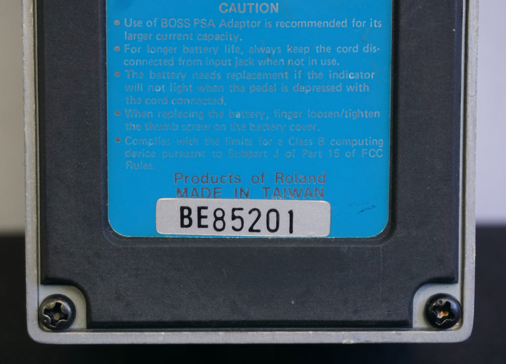 Boss DD-3 90's Digital Delay Guitar Effects Pedal - Blue Label