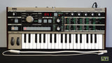 Korg MicroKorg Small Portable Analogue Modelling Synthesiser W/ Mic & Box!