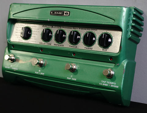line 6 delay pedal Line 6 DL4 Delay Modeler and Looper Programmable Green Electric Guitar – LOFI Music