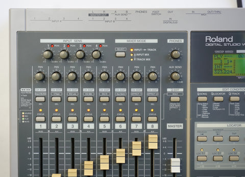Roland VS-880 Studio Workstation Digital Multitrack Recorder W/ HDP-88 VS8F1