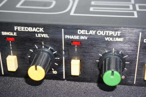 Roland SDE-2000 Vintage 80's Digital Delay 1U Rack Mount FX - 100V