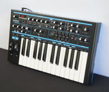 Novation Bass Station II Analogue Monophonic Synthesiser W/ Box