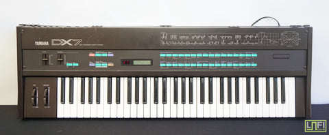 Yamaha DX7 Classic 80's Digital FM Polyphonic Synthesiser - 100V
