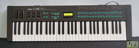 YAMAHA DX-21 FM Vintage 80's Polyphonic Digital Synthesiser With MIDI 100V