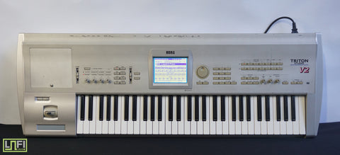 Korg Triton Studio V2 61 Key Digital Workstation Synthesiser Sampler 100-240V