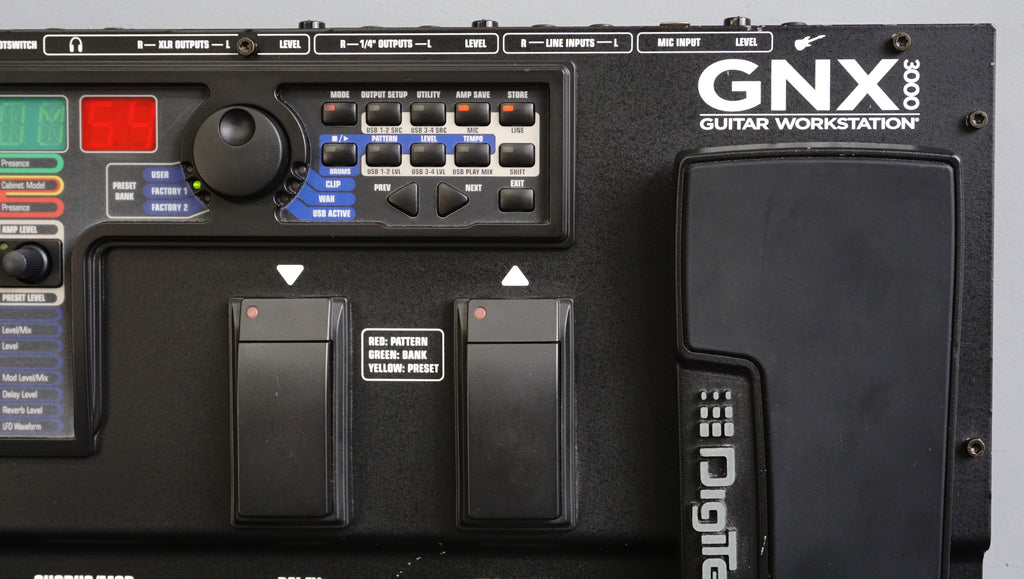 Digitech GNX3000 Guitar Workstation Multi Effects Pedal & More! In OG