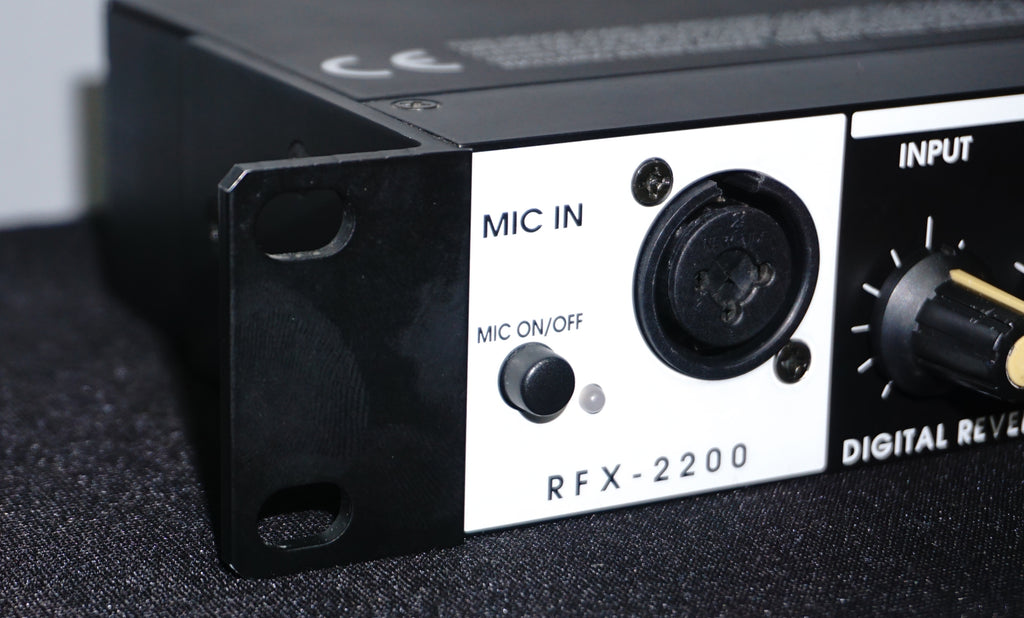 Zoom RFX-2200 Digital Reverb + Multi Effects Processor 1U Rack