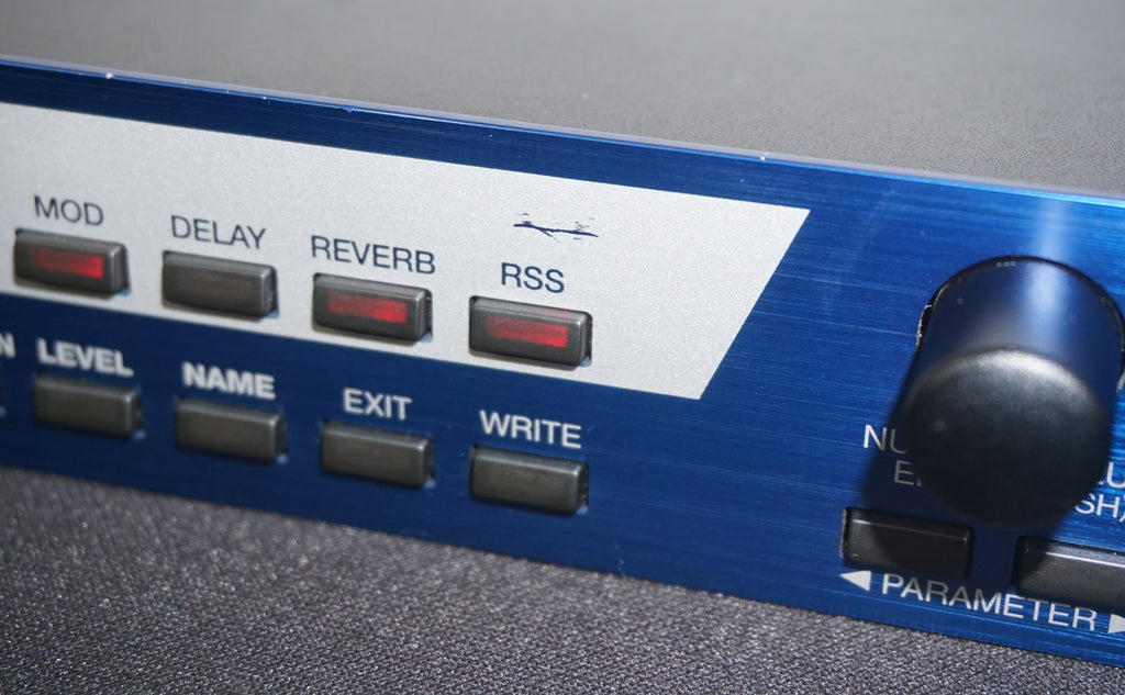 BOSS SX-700 空間系 ラック 1U Boss SX-700 Studio Multi Effects Processor 1U Rack W/ MIDI – LOFI