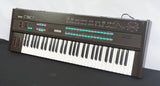 Yamaha DX7 Classic 80's Digital FM Polyphonic Synthesiser - 100V