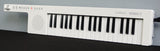 Yamaha SHS-300 White Sonogenic Keyboard Keytar W/ USB Connectivity