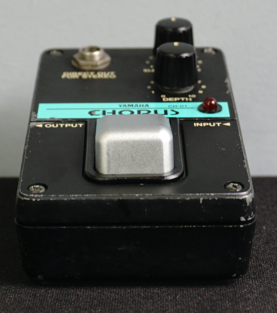 Yamaha CH-01 Chorus 80's Vintage Guitar Effects Pedal Made In