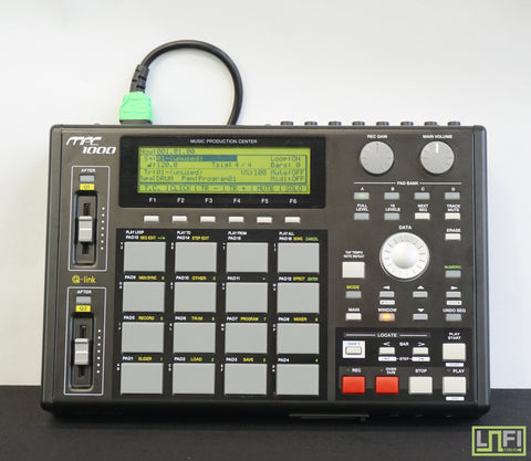 Akai Professional MPC 1000 Portable Music Production Centre Sampler Sequencer