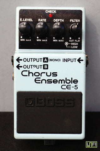 Boss CE-5 Chorus Ensemble 90's Analogue BBD Baby Blue Electric Guitar Pedal