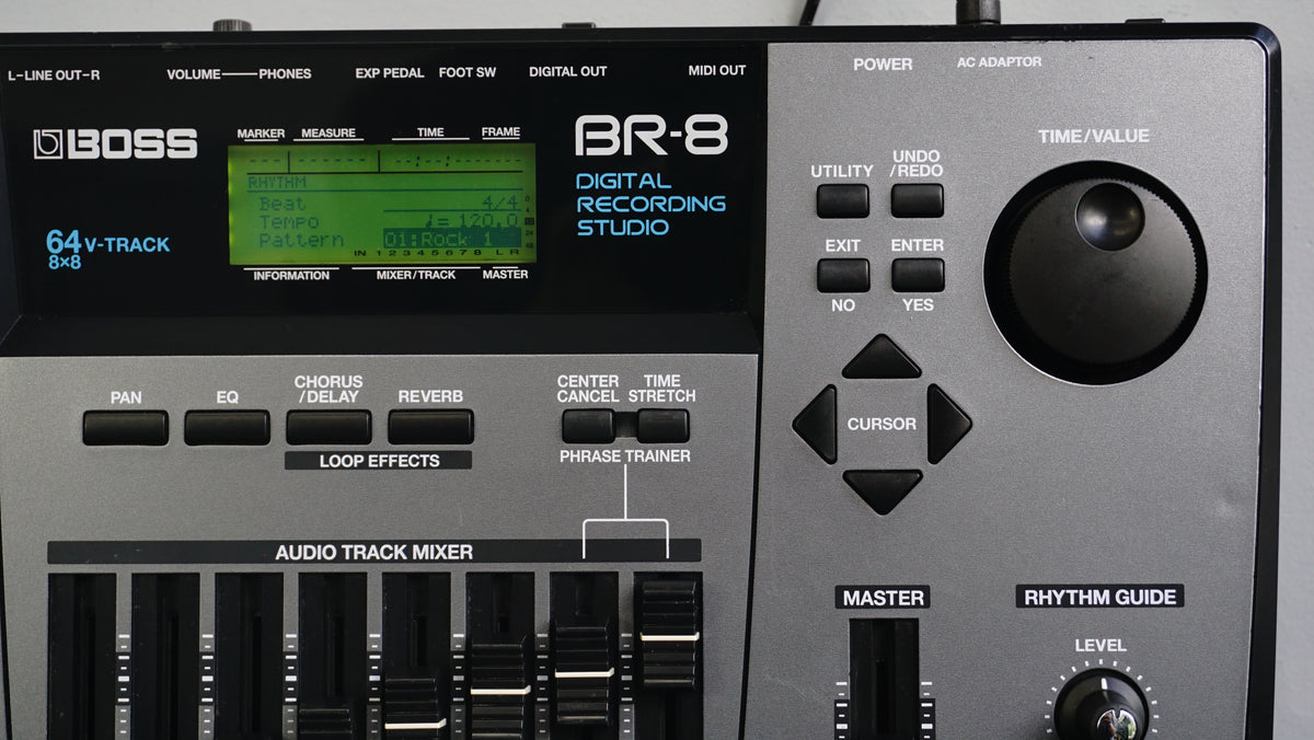Boss BR-8 Digital Multitrack Recording Studio - 24 Bit 8 track Worksta ...
