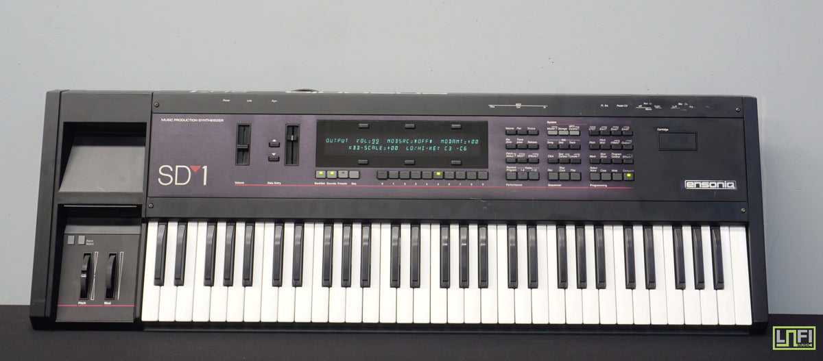 Ensoniq SD-1 90's Polyphonic Digital Additive Synthesiser