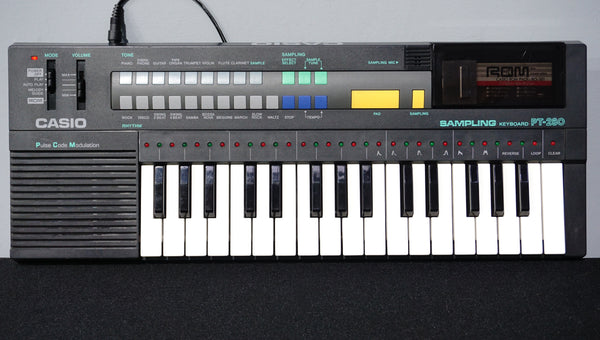 CASIO PT-280 ROM 2個付き Casio PT-280 Mini Portable Pulse Code Modulation Sampling Keyboard