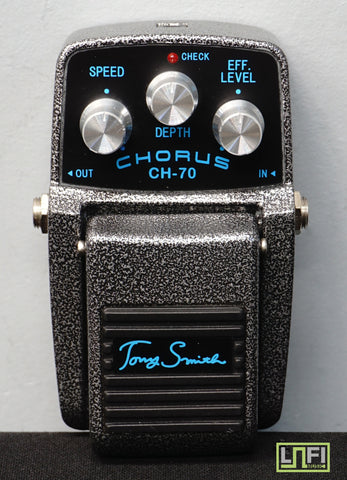 Tony Smith CH-70 Chorus Guitar Effects Pedal - W/ Box