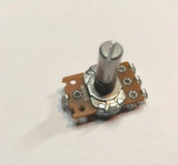 25 X Brand New 100KB Centre Tap Linear Potentiometer / Pot (25 Pieces)